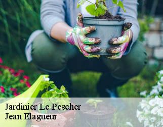 Jardinier le-pescher-19190 Jean Elagueur